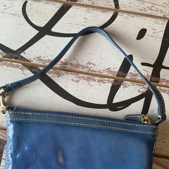 Dooney & Bourke Wristlet Set - Picture 4 of 16